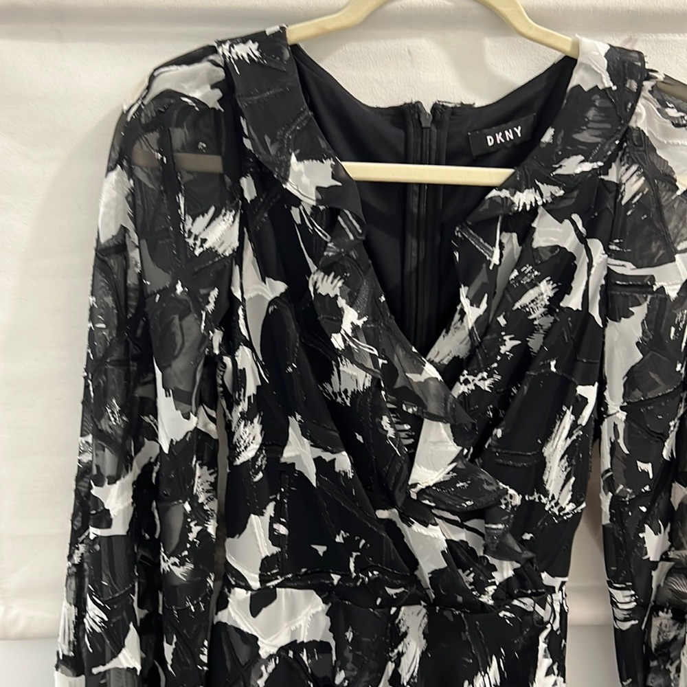 DKNY sample black and white flowy dress show through half sleeves